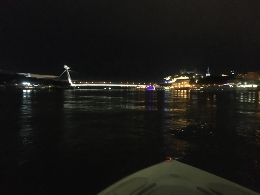 Bratislava z Dunaja1